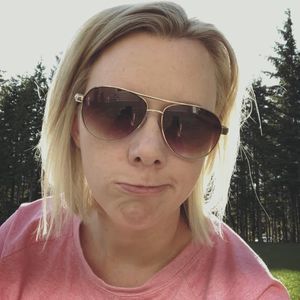 Meet your Posher, Cara